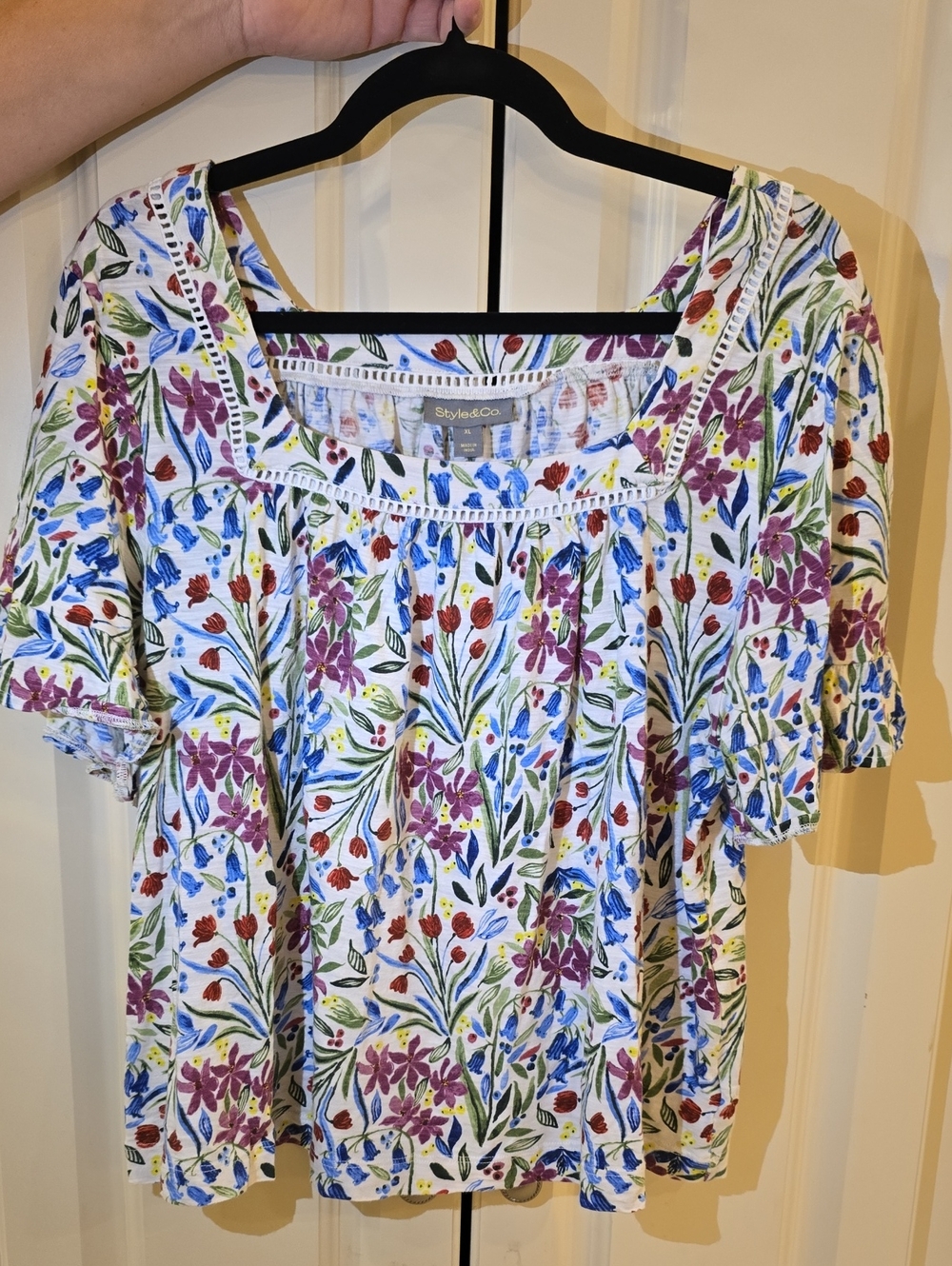 Style & Co. White Floral Peasant Blouse with Crochet Trim
